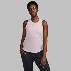 WOMEN'S TRIUMPH TANK